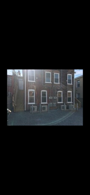 Building Photo - 2522 W Main St