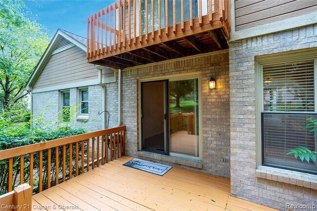 Building Photo - 9429 Westwind Dr