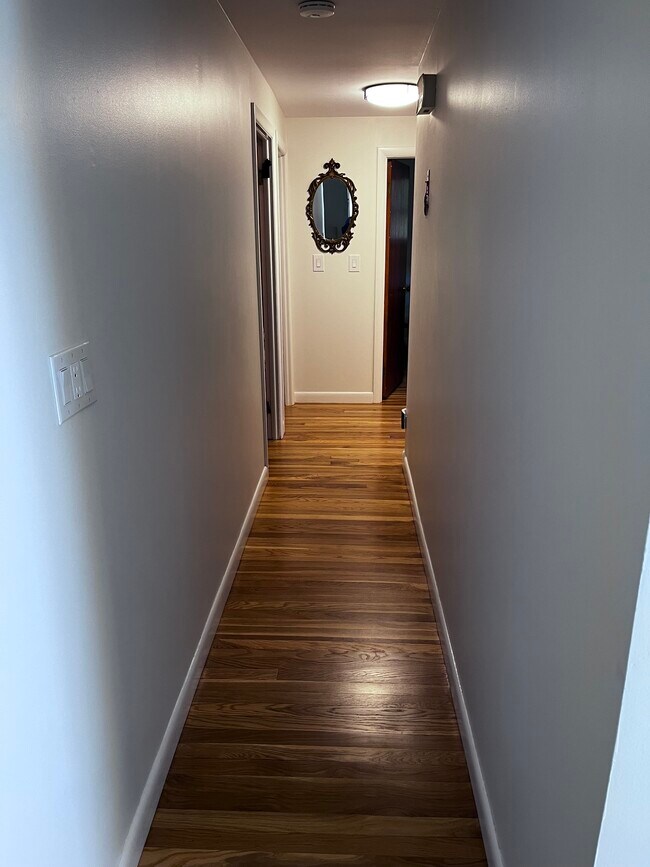 Building Photo - 443 Kelley Blvd