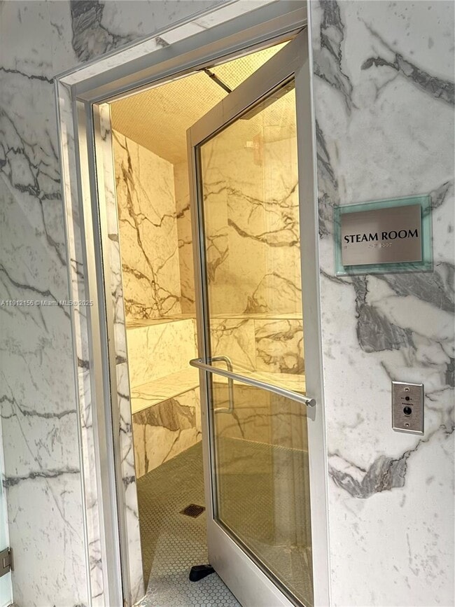 Building Photo - 90 SW 3rd St