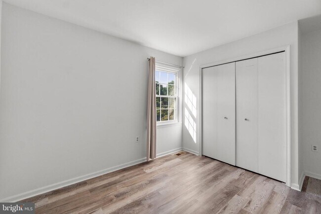 Building Photo - 1225 Danielle Dr