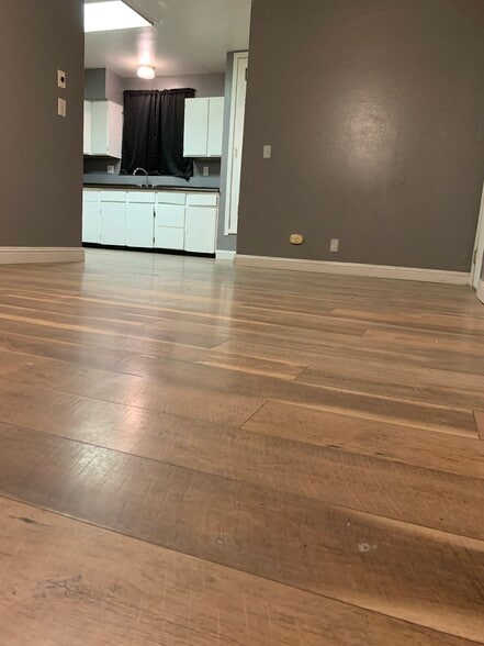 Building Photo - 1255 Sierra St