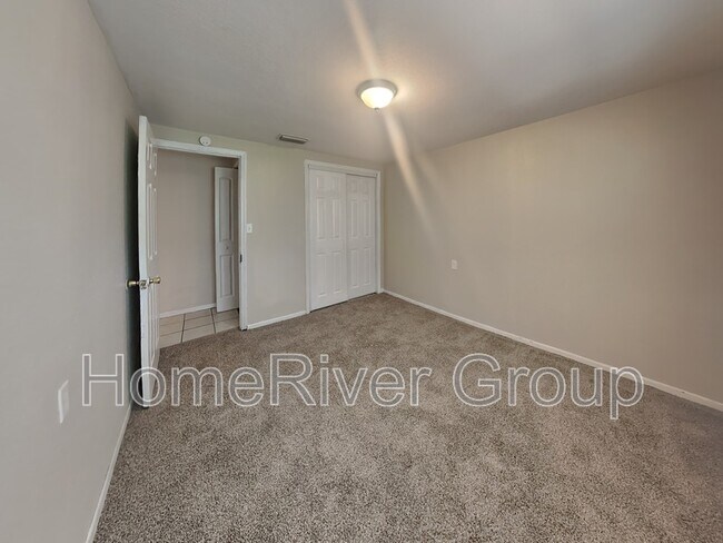 Building Photo - 906 S Florida Ave