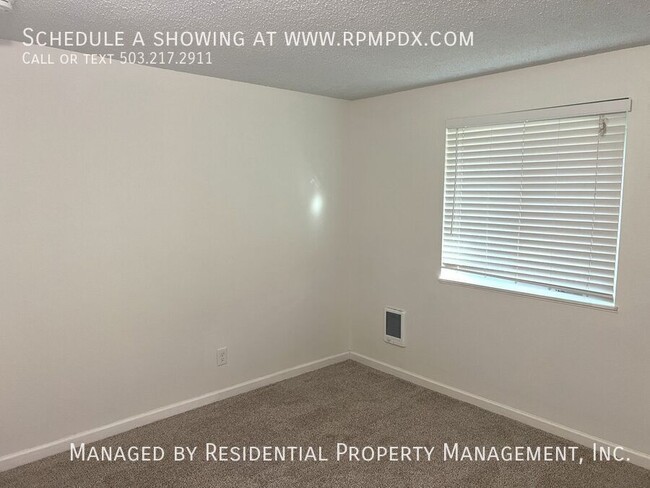 Building Photo - 12618 NW Barnes Rd