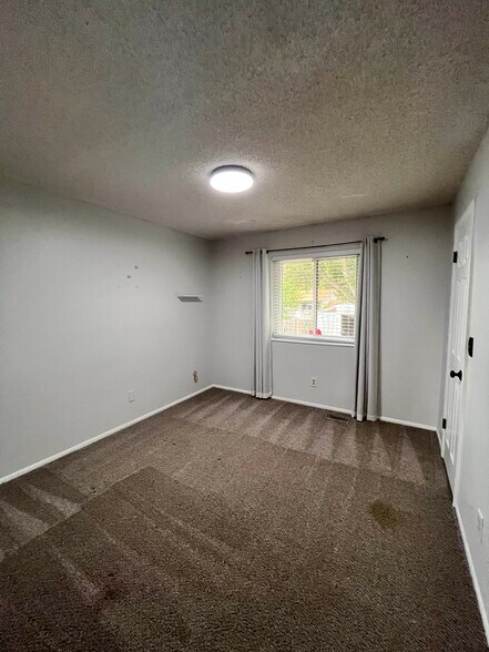 Building Photo - 3100 W 133rd Ave