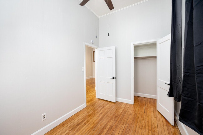 Building Photo - 117 Pearl St