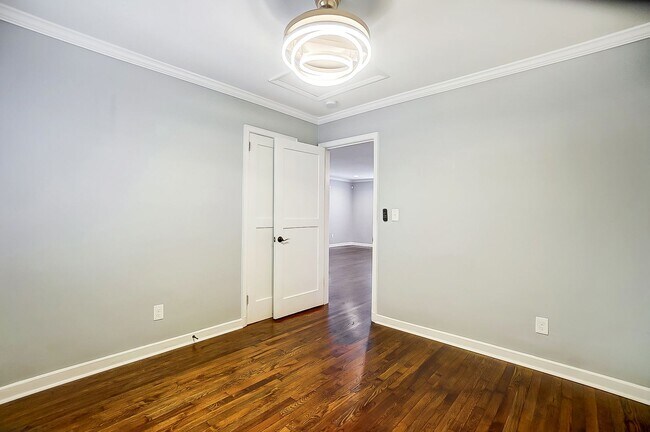 Building Photo - (Coming Soon) Beautiful Remodeled  Home in Historic Wilmore.