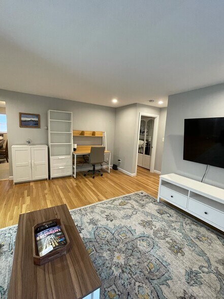 Desk Area - 55 Colborne Rd