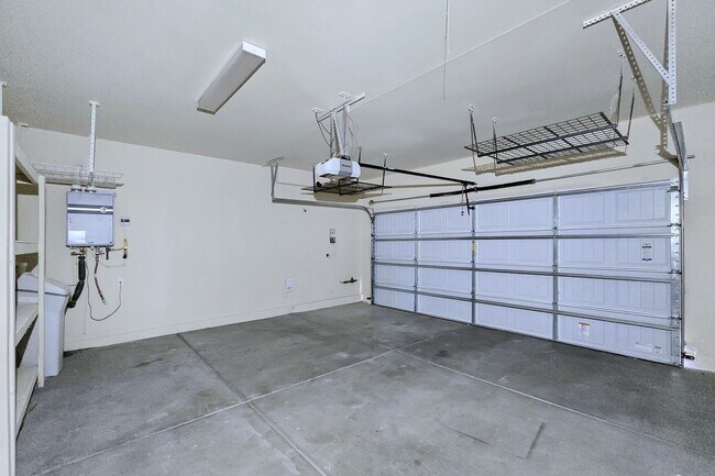 Building Photo - SUMMERLIN SOUTH