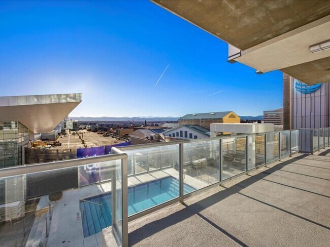 Building Photo - Luxury High Rise Condo Available 7/1/25