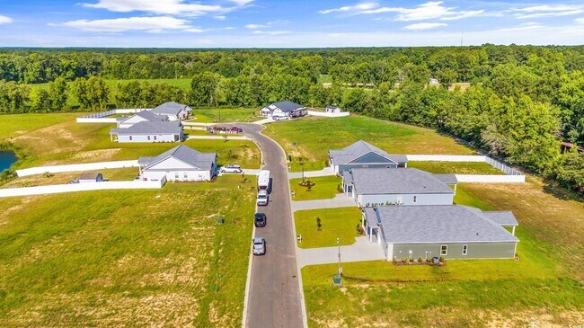 Building Photo - 506 War Eagle Ct
