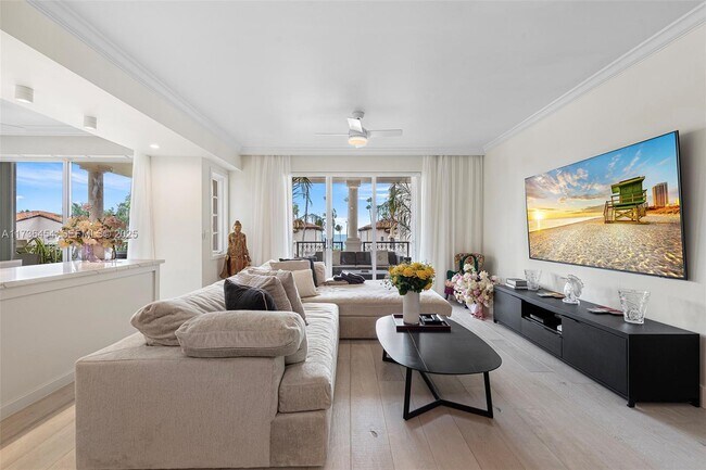 Building Photo - 19122 Fisher Island Dr