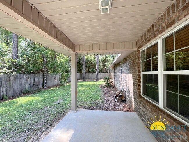 Building Photo - Immaculate 3 Bedroom Santa Rosa Beach Home!