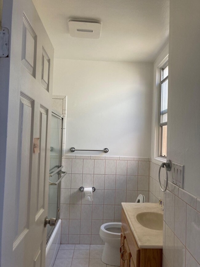 Building Photo - 2138 47th Ave