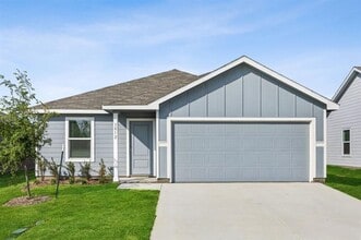 Building Photo - 3012 Tooley Dr