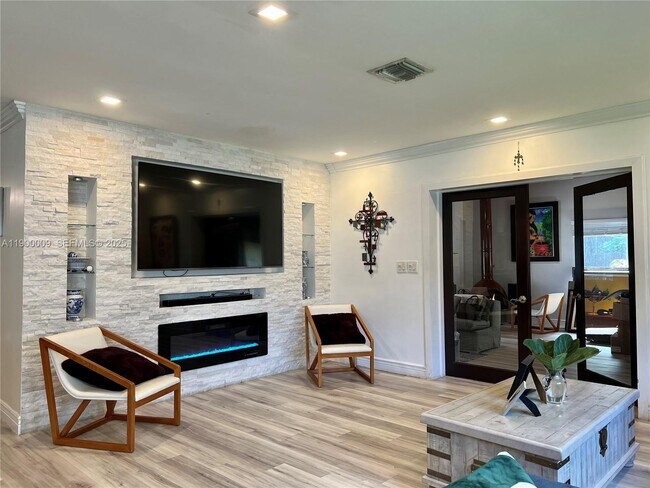 Building Photo - 10220 SW 160th St