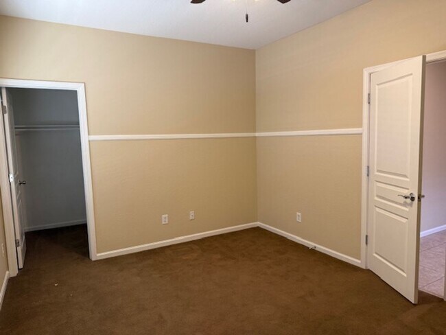 Building Photo - Flag Homes - 057