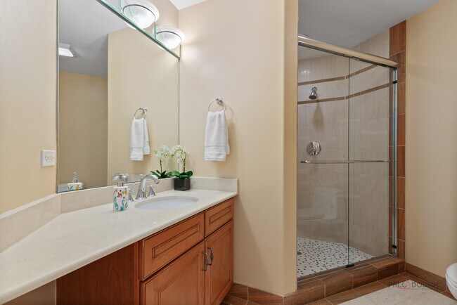 Building Photo - 312 Camargo Ct
