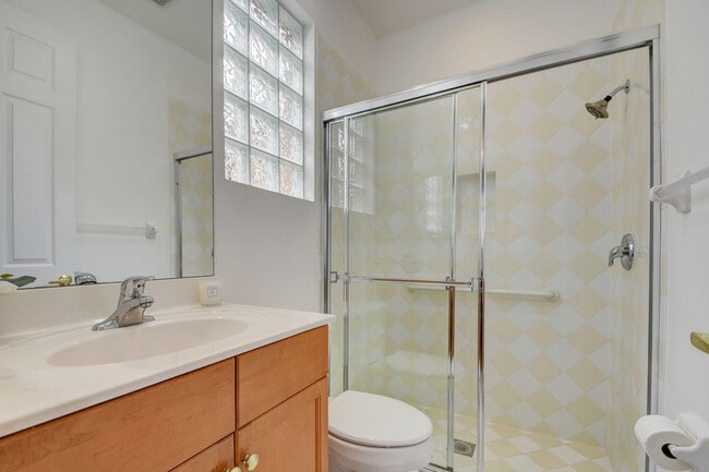 Building Photo - 9925 Via Elegante