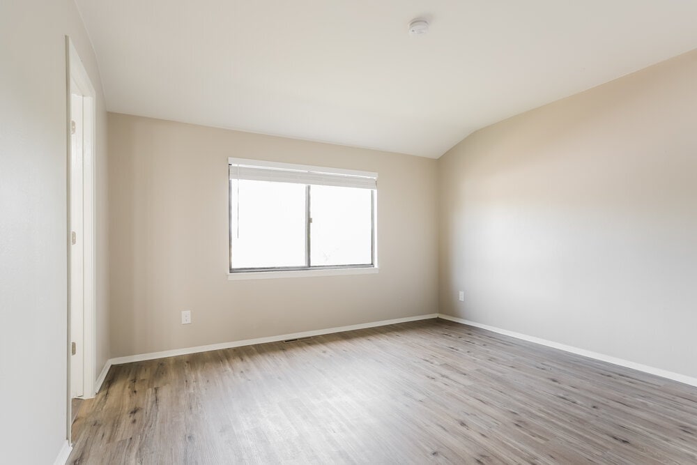 Building Photo - 17497 E Grand Dr