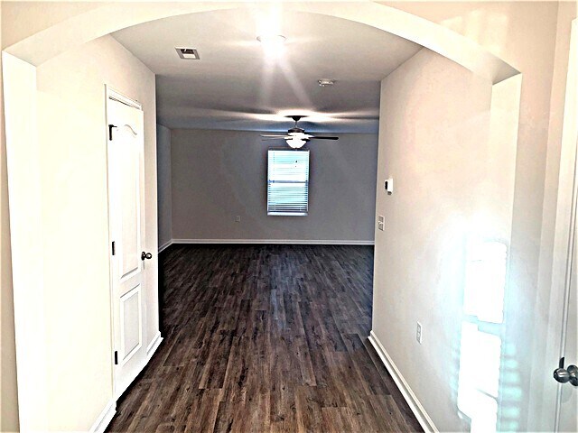 Building Photo - 7125 Spaniel Ct