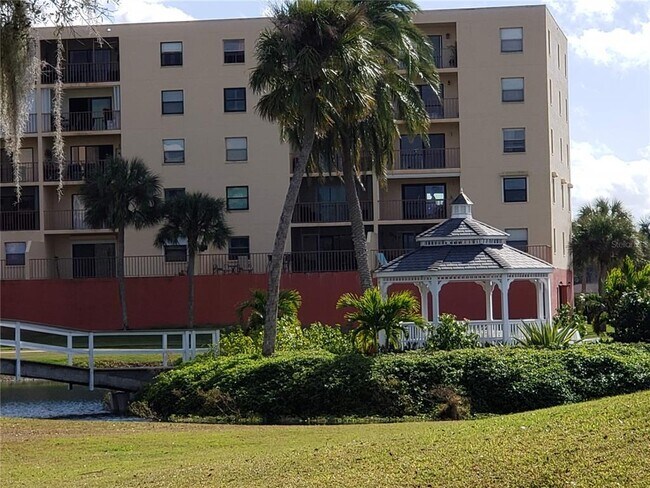 Building Photo - 2725 Terra Ceia Bay Blvd