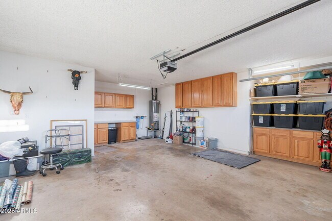 Building Photo - 8263 E Cypress St