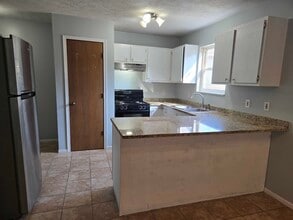 Building Photo - 906 Cedar Run Ct NW