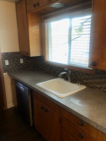 Kitchen - 4204 SE Boise St