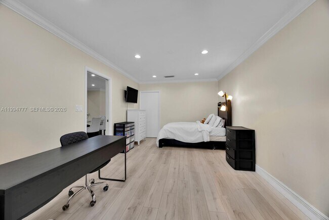 Building Photo - 11401 SW 81st Rd