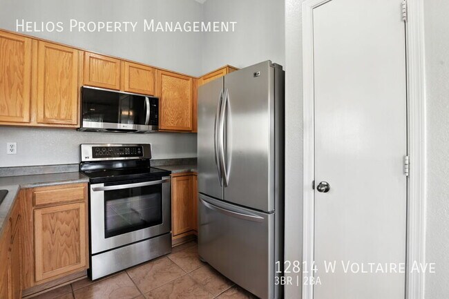 Building Photo - 12814 W Voltaire Ave