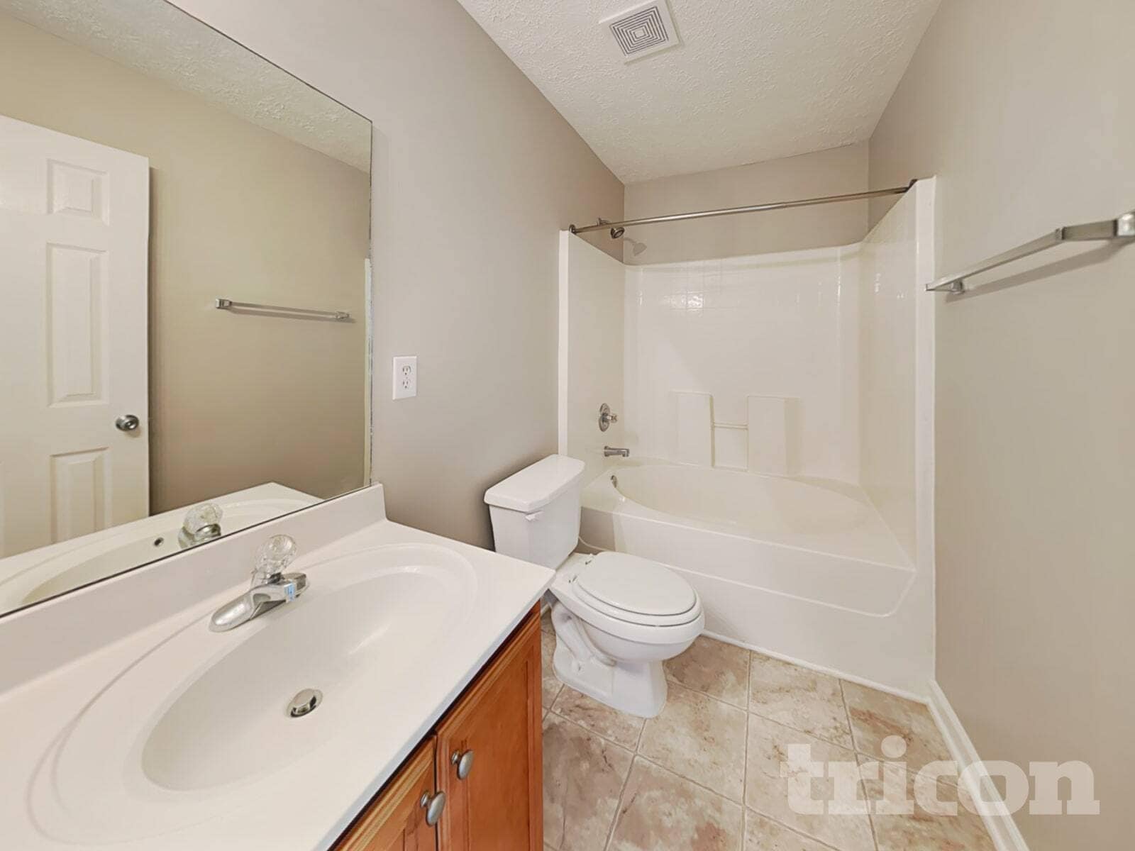 Building Photo - 1811 Packard Ct