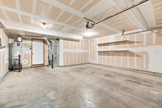 Building Photo - 3203 NE 171st Ave