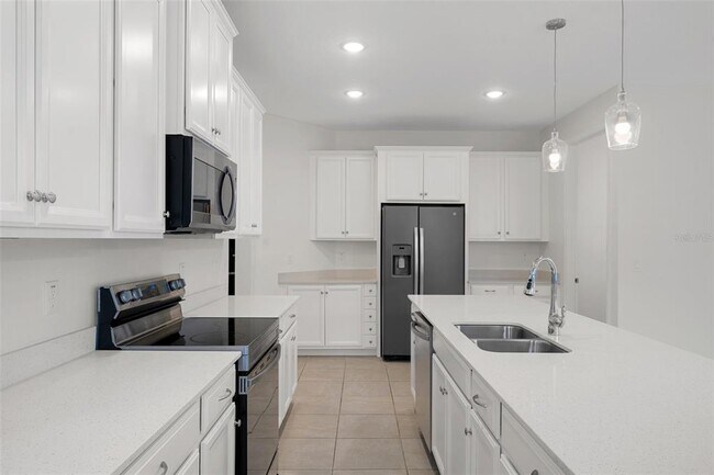 Building Photo - 4108 Solamor St