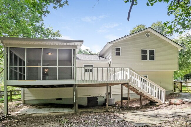 Building Photo - 7030 Steel Wood Dr NW