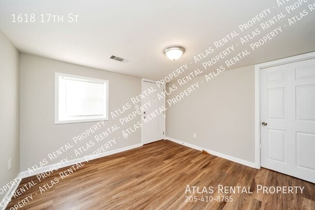 Building Photo - 1618 17th St