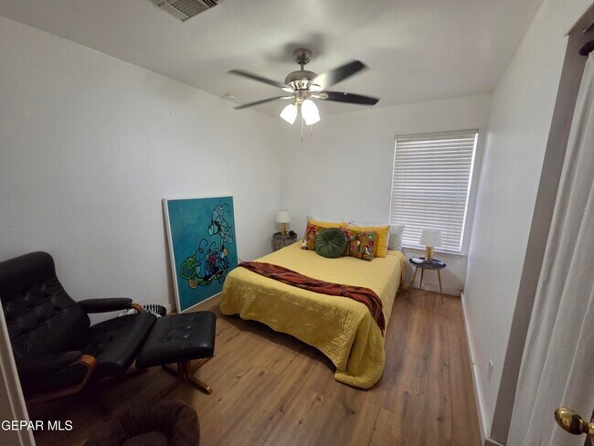 Building Photo - 677 Linda Johnson Ave