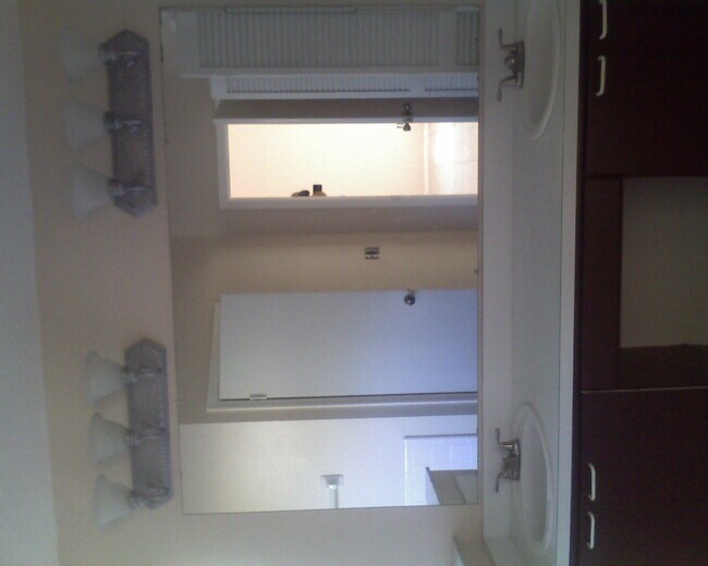 Building Photo - 1636 Boulder Creek Ct