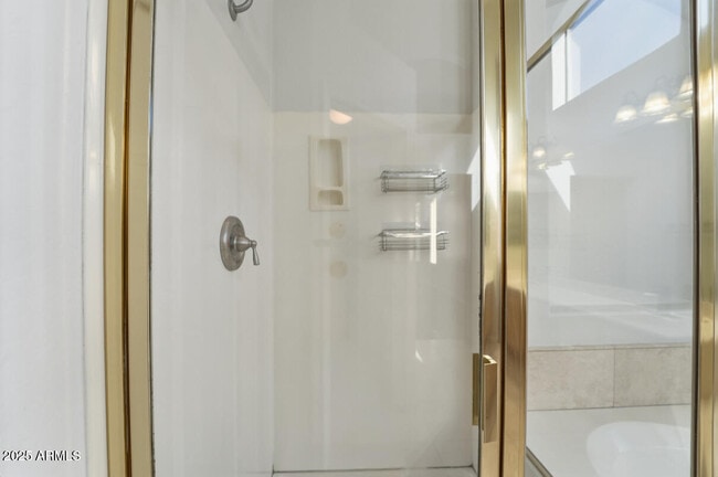 Building Photo - 7180 W Trails Dr