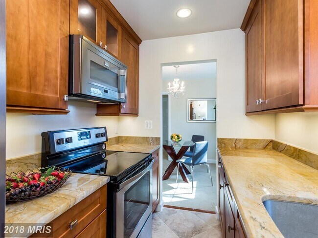 Building Photo - 3468 S Stafford St