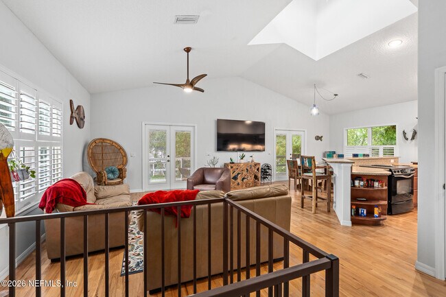 Building Photo - 1708 Castile St