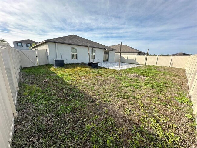 Building Photo - 15438 Wicked Strong St