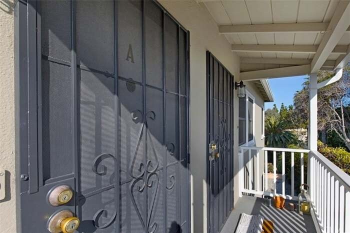 Building Photo - 308 Encino Ln