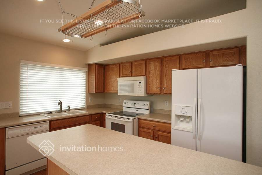 Building Photo - 6243 Westview Cir