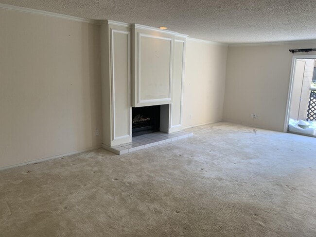 Building Photo - 6000 N Pennsylvania Ave