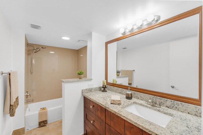 Building Photo - 1256 S Military Trail