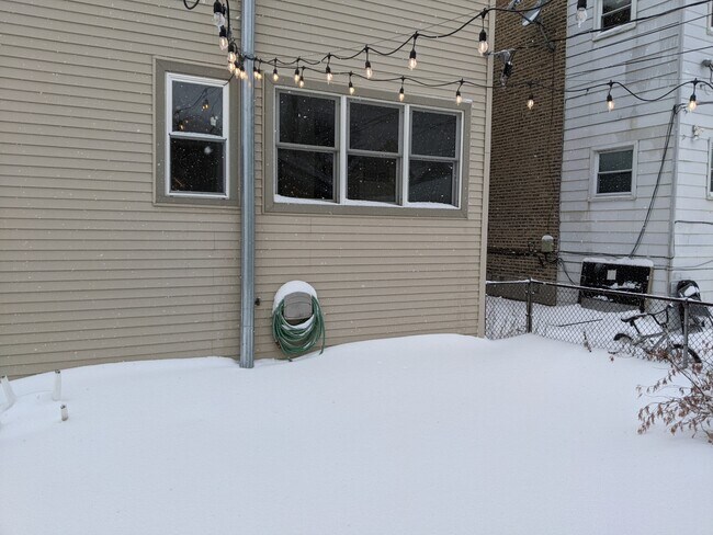 Backyard, Winter - 4431 N Springfield Ave