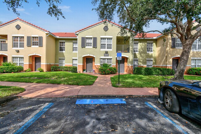 Building Photo - 10354 Fox Trail Rd S