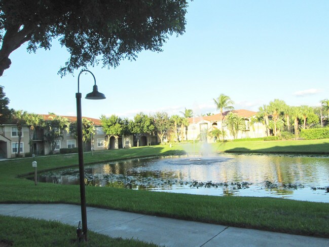 Building Photo - 15065 Michelangelo Blvd