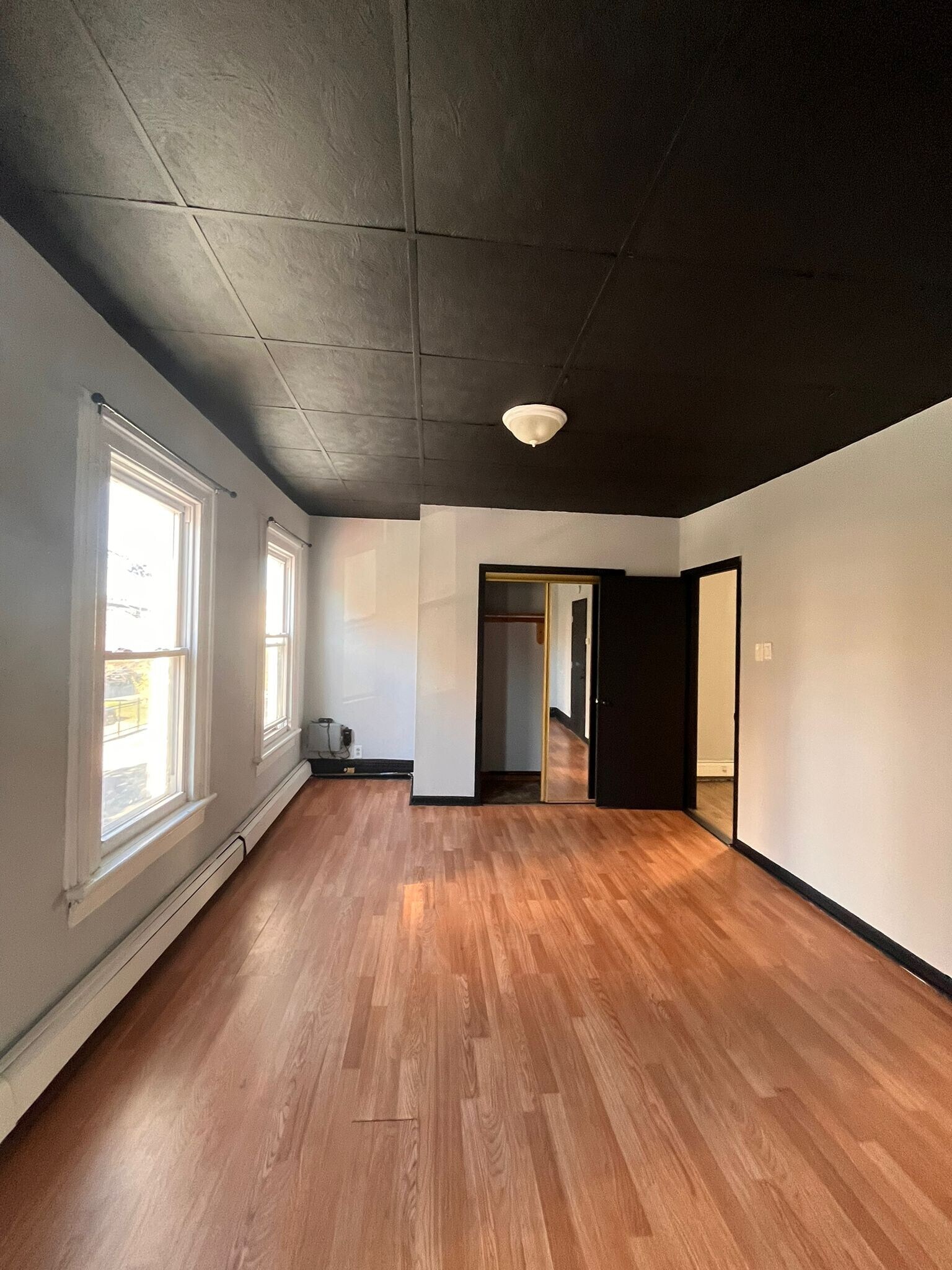 Building Photo - 112 Linden Ave